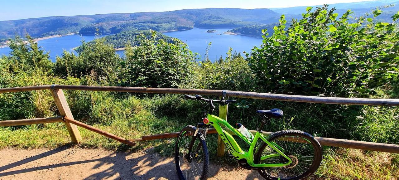 Eifelhof Mit Obstbaumwiese นีเด็กเกน ภายนอก รูปภาพ